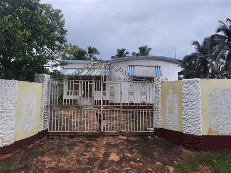 The property is readily accessible to persons utilizing public transportation or private motor vehicles. . Nht repossessed houses for sale in st james